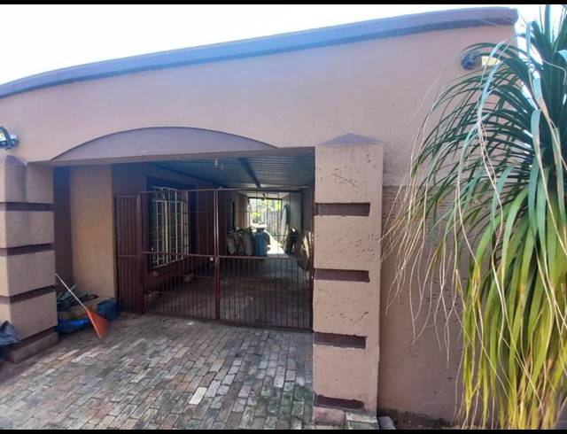3 BEDROOM HOUSE FOR SALE IN SASOLBURG CENTRAL